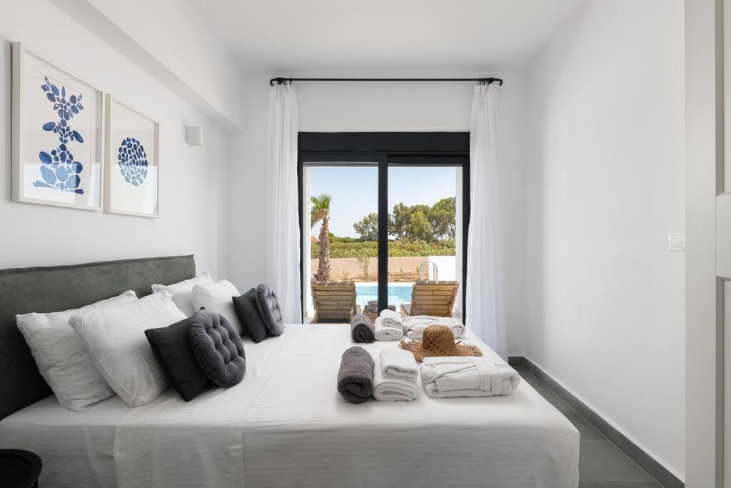 Seafish Villa, 2 Luxury At Lachania