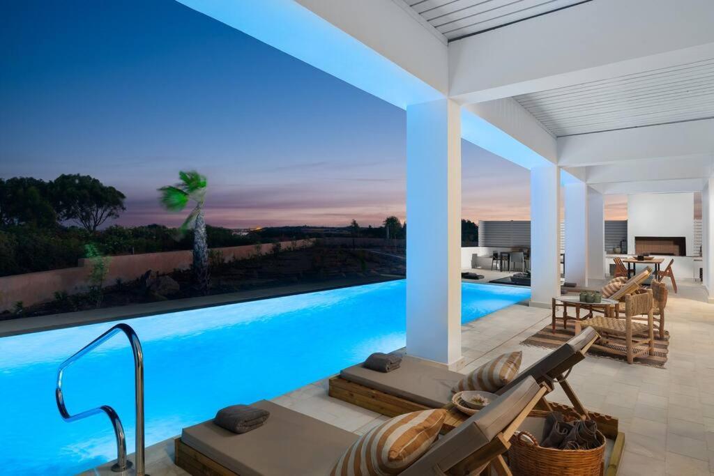 Seafish Villa, 2 Luxury At * Lachania