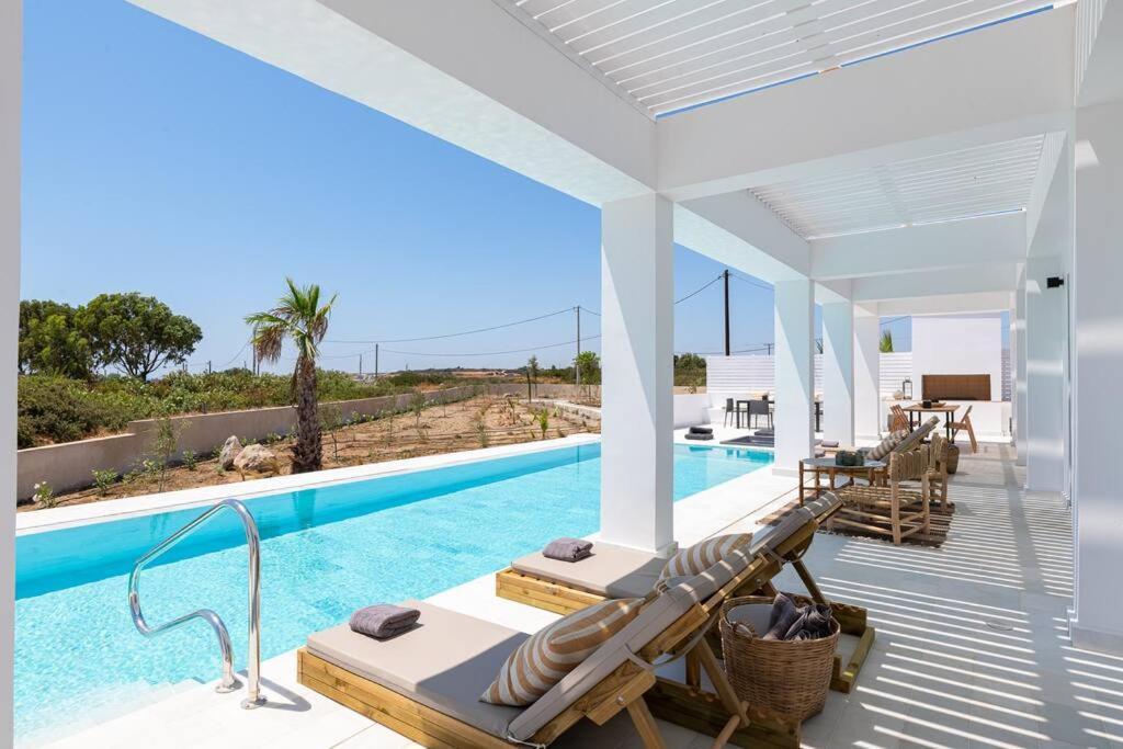 Villa Seafish Villa, 2 Luxury At *