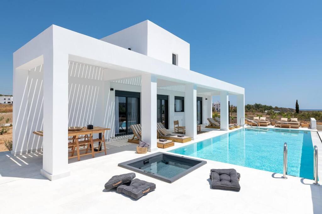 Seafish Villa, 2 Luxury At Lachania